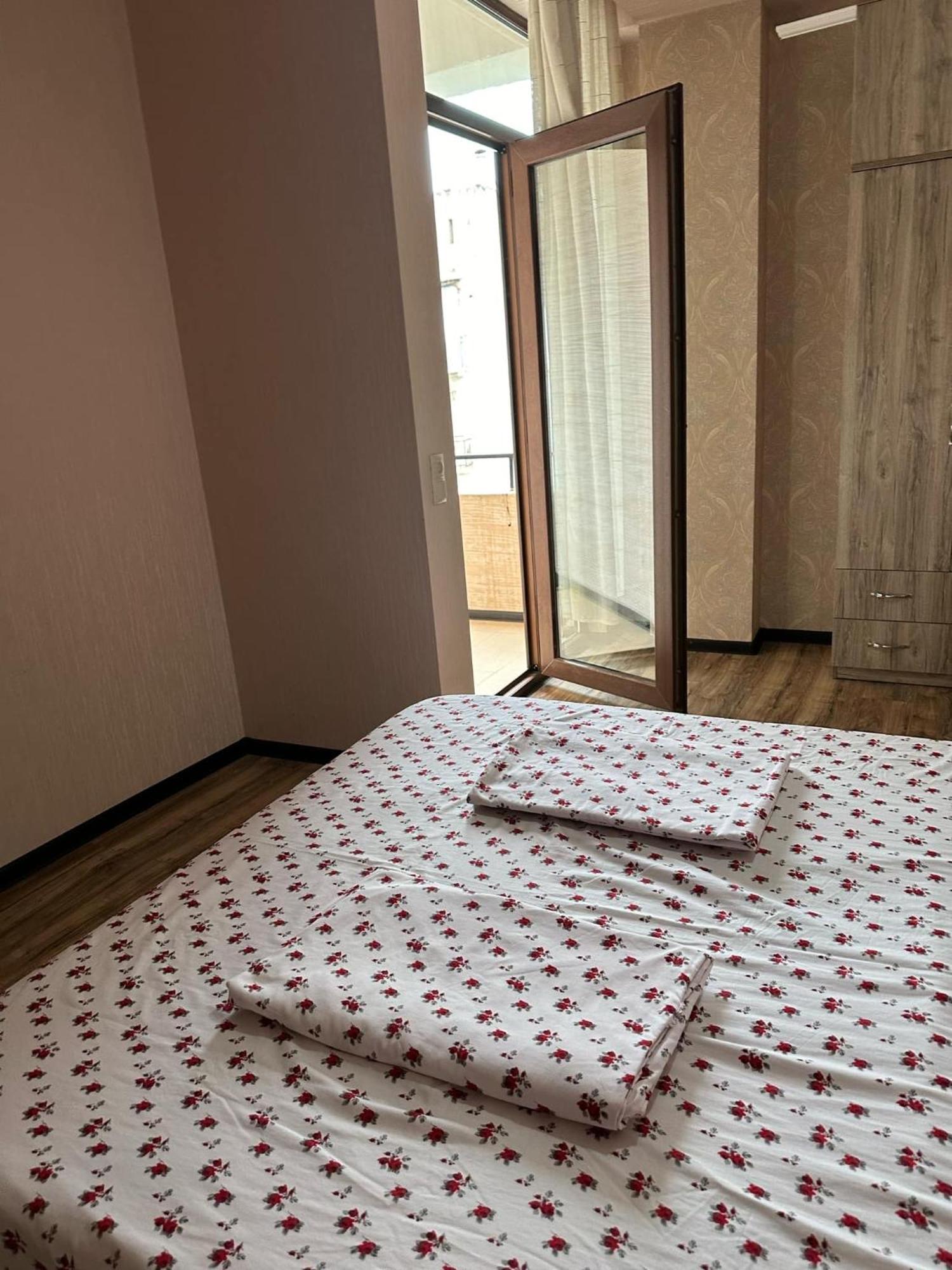 House In Varketili Tbilisi Ngoại thất bức ảnh